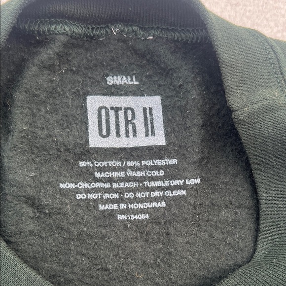 Official Beyonce OTR II Tour Gear - Picture 2 of 6